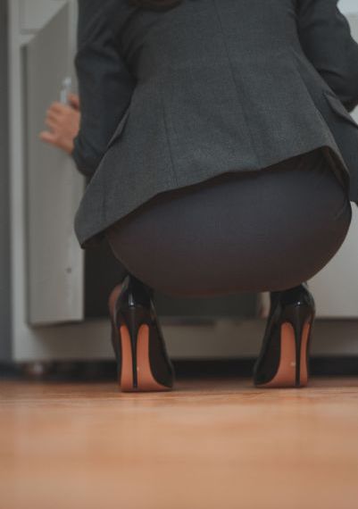 年轻女教师3_影音先锋资源