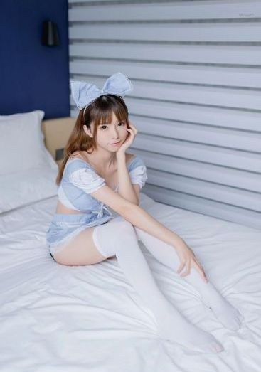 韩国美女拔萝卜_蓝光免费观看韩国
