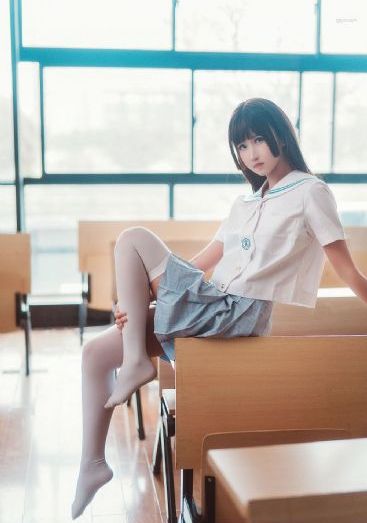 美女制服诱惑_高清免费观看最新