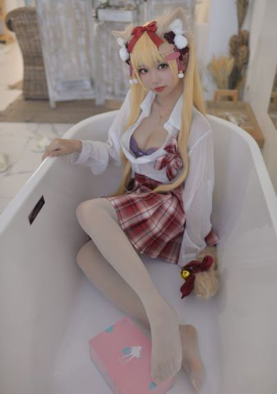 女教师在办公室被躁在线观看av_BD韩语完整视频观看